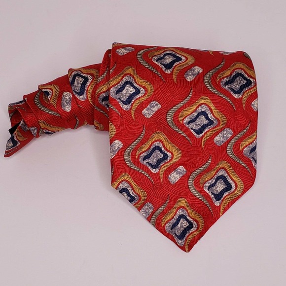 ZIANETTI TIE ITALIAN SILK COLLECTION RED Made in the USA 3.75”W 60”L - Picture 1 of 7